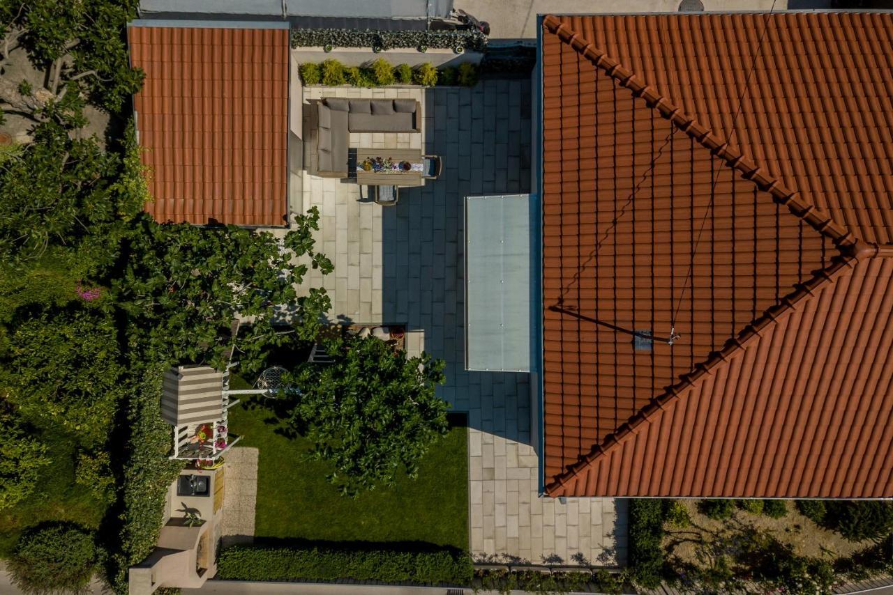 Villa Katess With Heated Pool Split Exterior foto