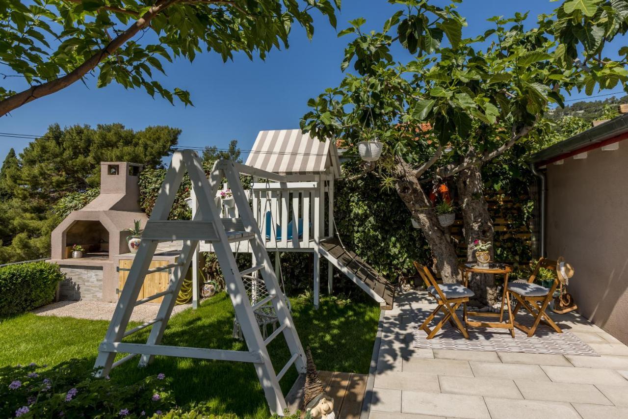 Villa Katess With Heated Pool Split Exterior foto